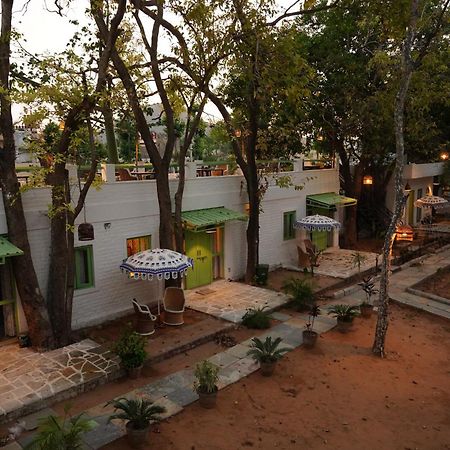 Heli Pushkar Hotel Bagian luar foto