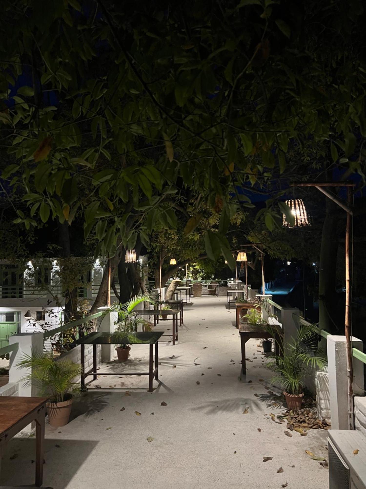 Heli Pushkar Hotel Bagian luar foto