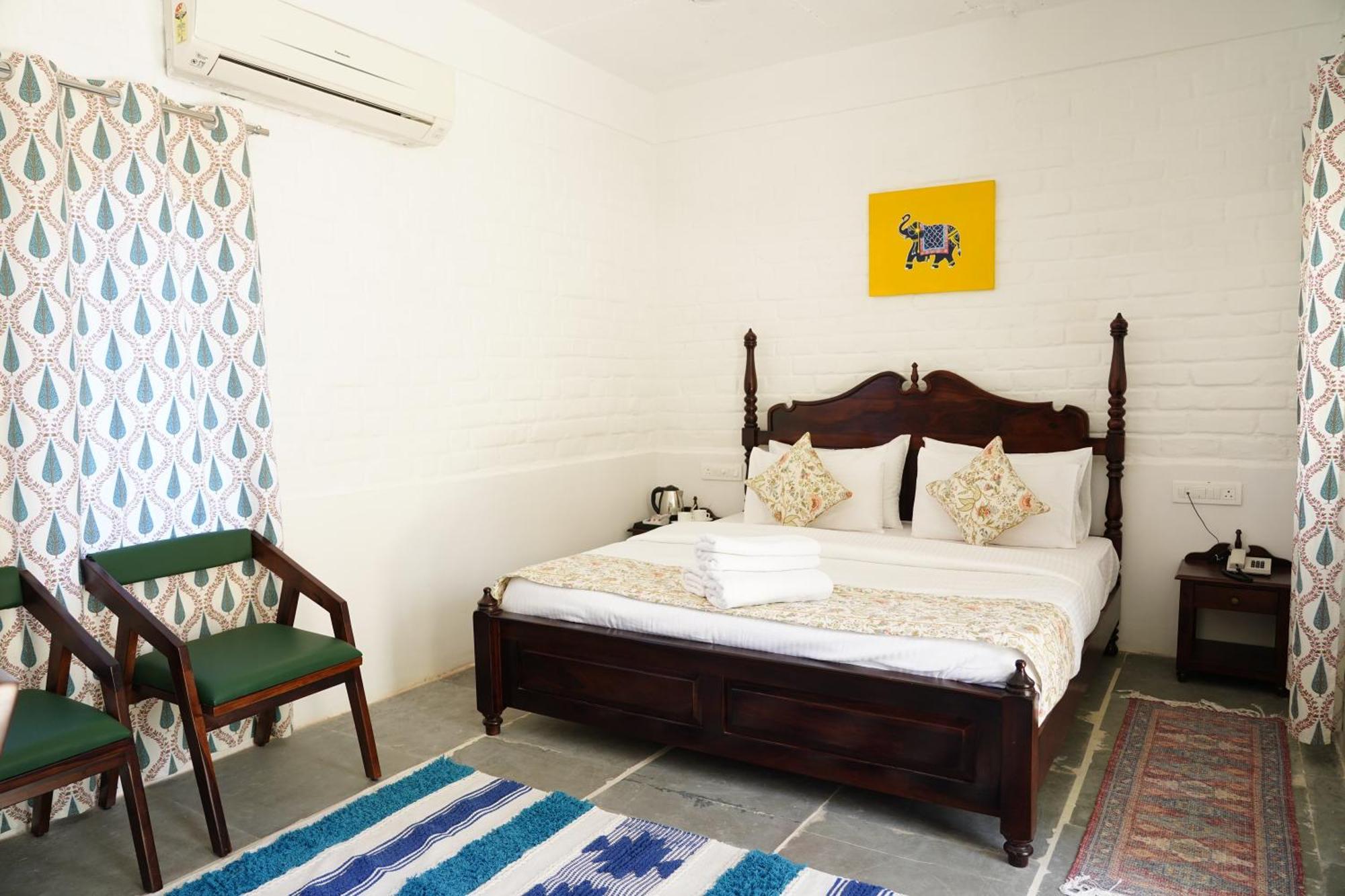 Heli Pushkar Hotel Bagian luar foto