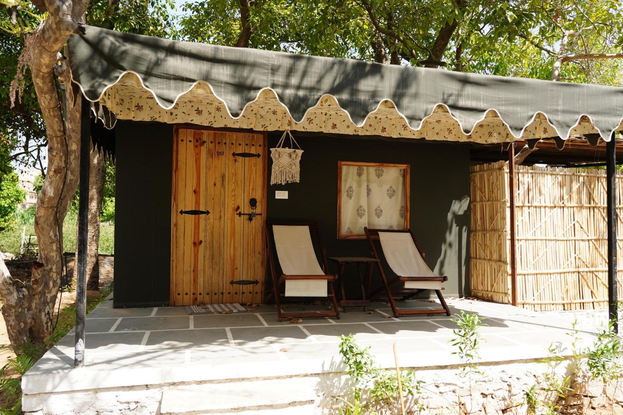 Heli Pushkar Hotel Bagian luar foto
