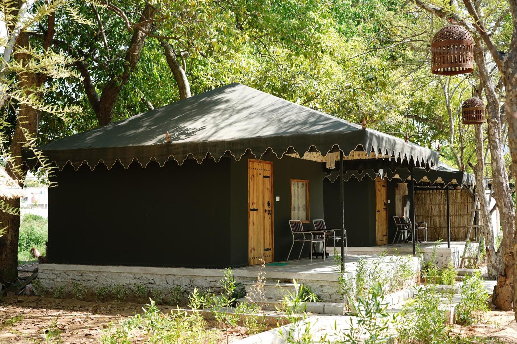 Heli Pushkar Hotel Bagian luar foto