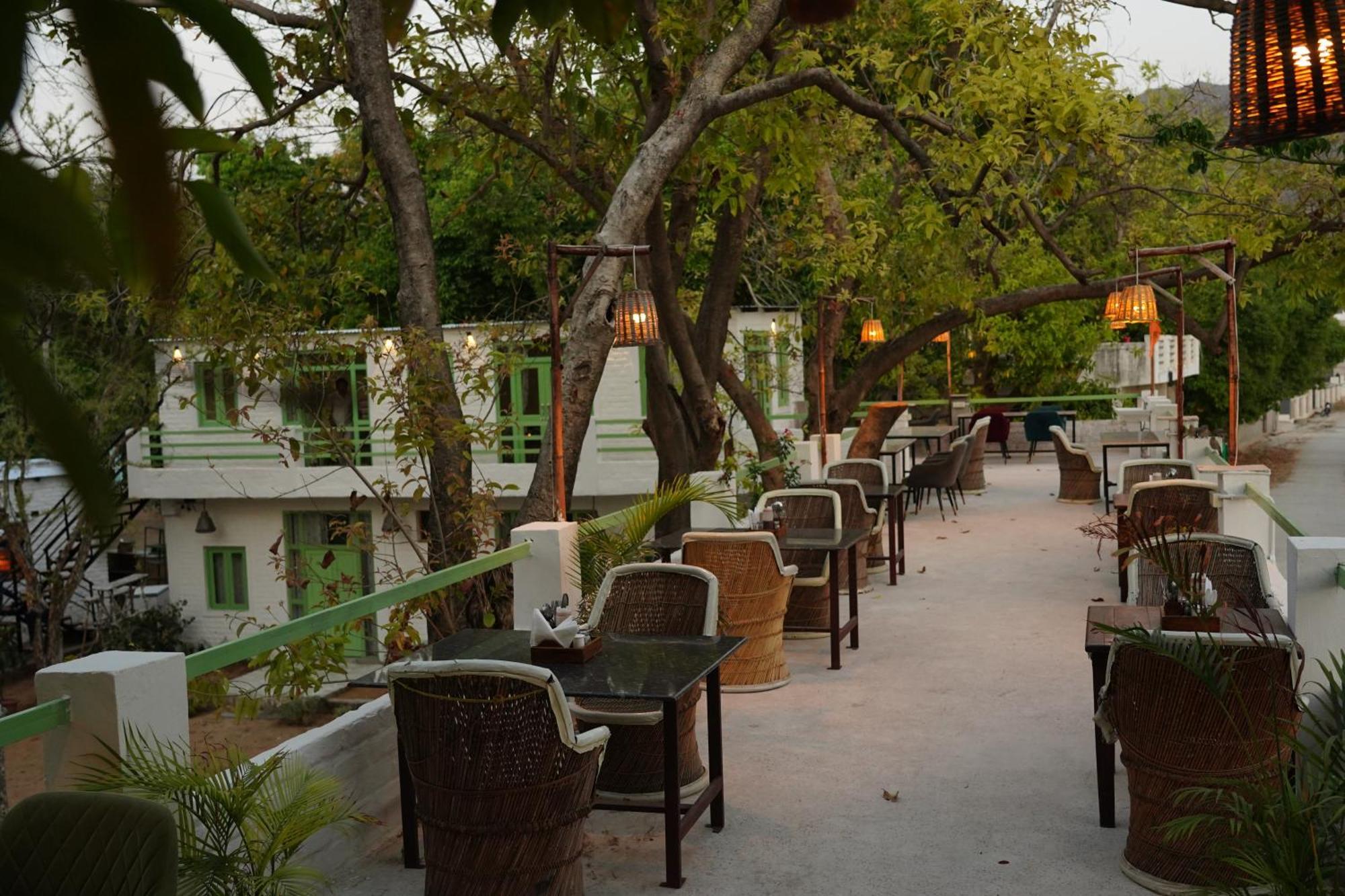 Heli Pushkar Hotel Bagian luar foto