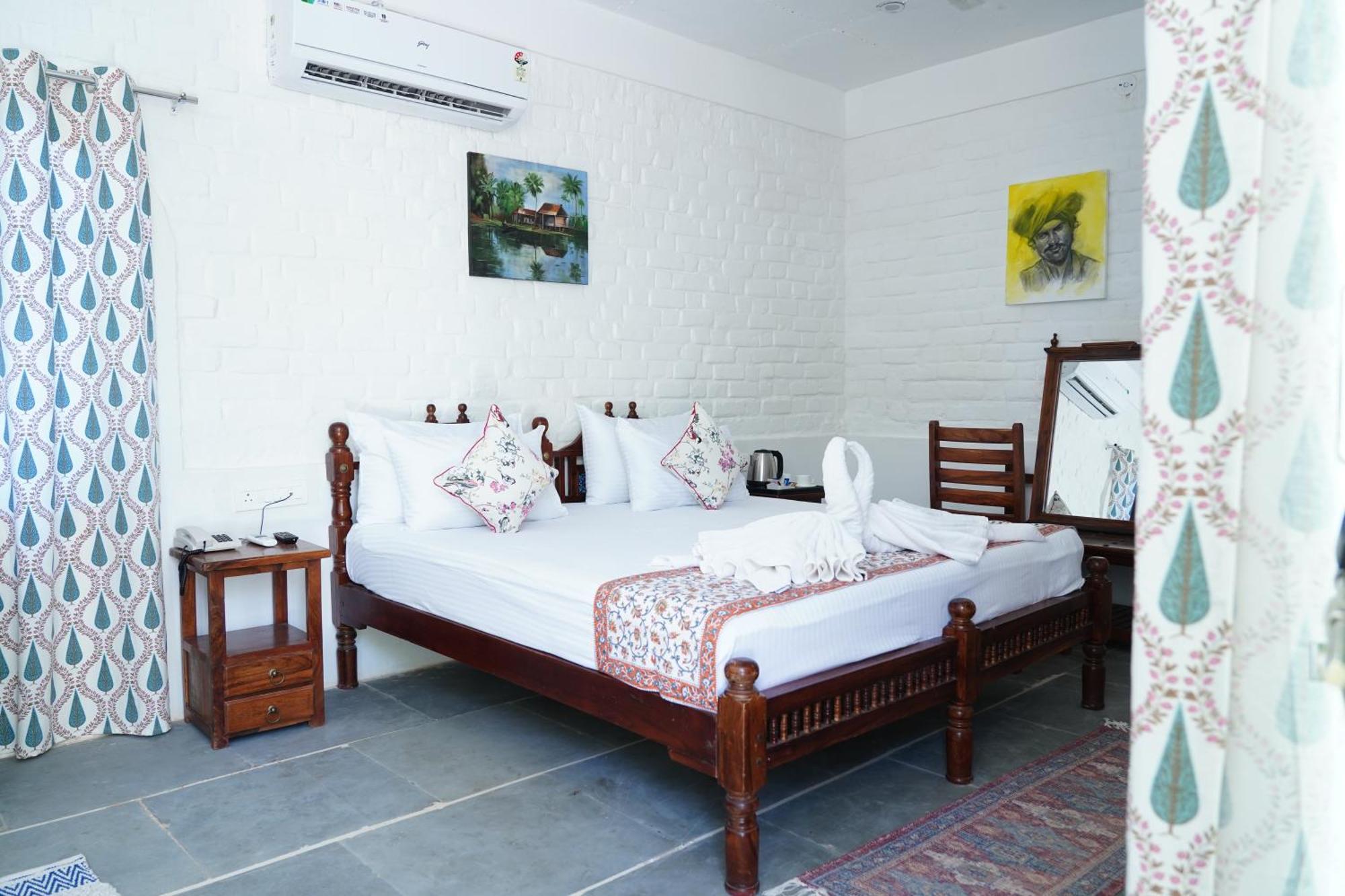 Heli Pushkar Hotel Bagian luar foto